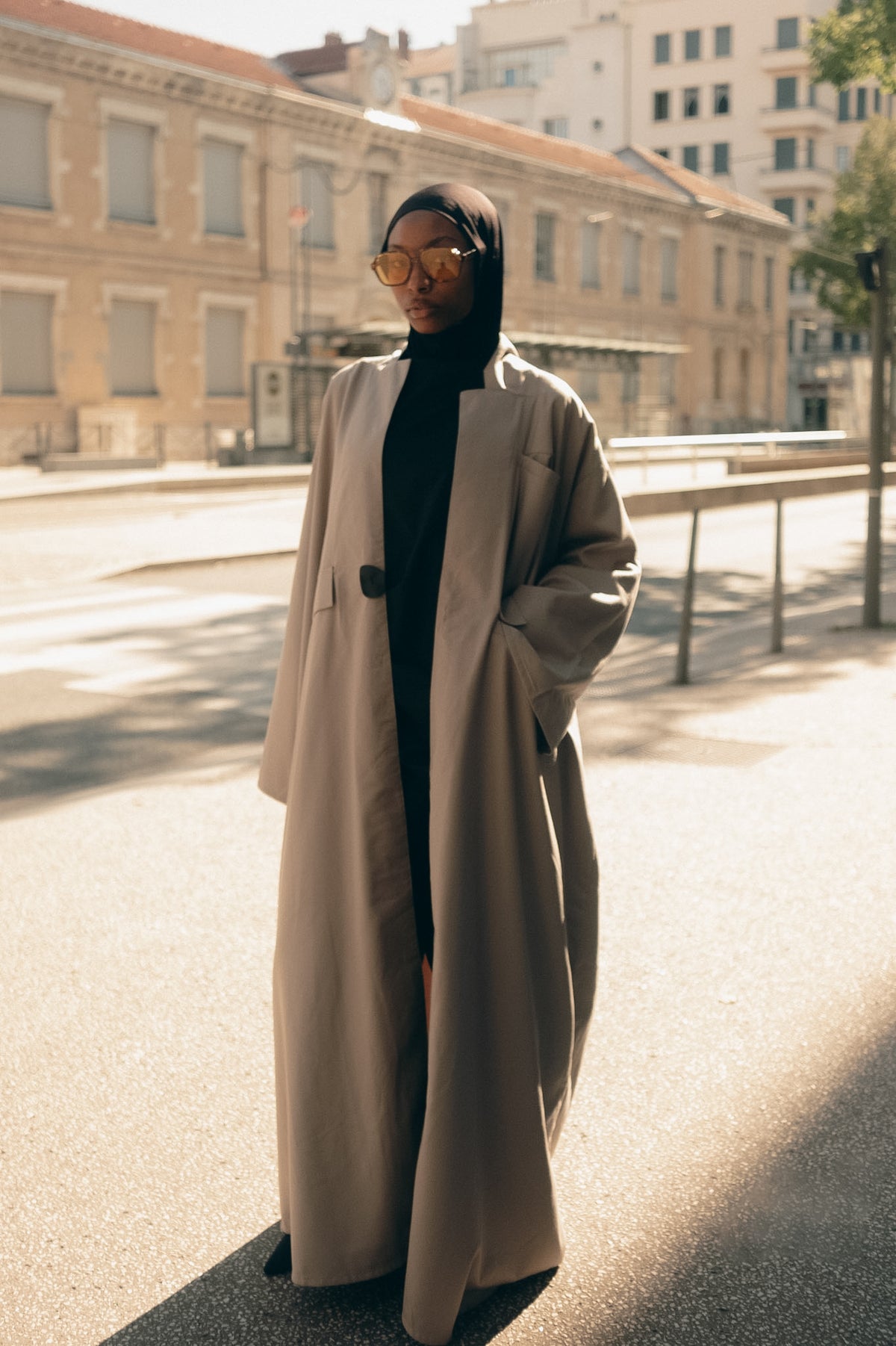 AZRA — Abaya Blazer - beige