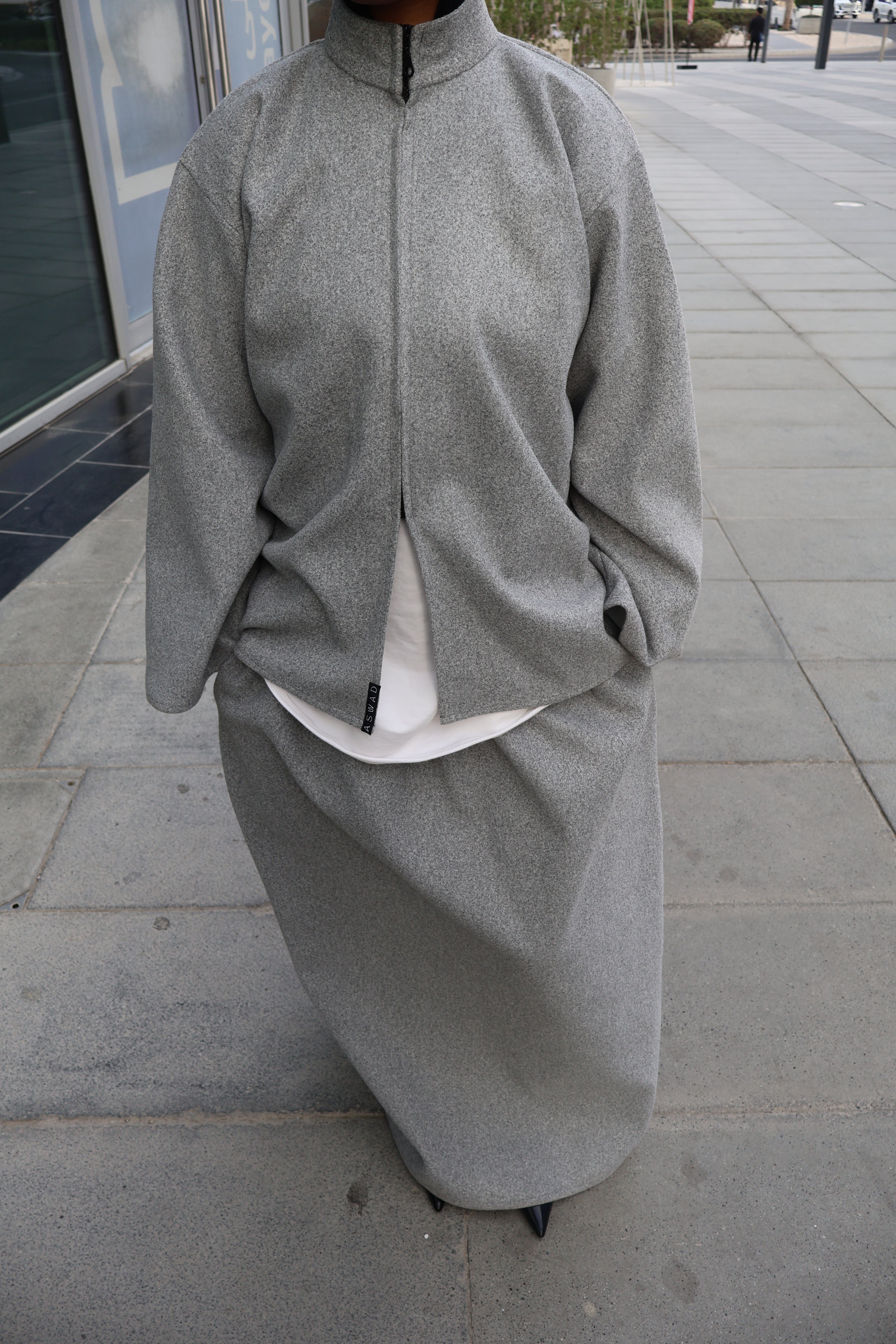 SET KAĪ - gris