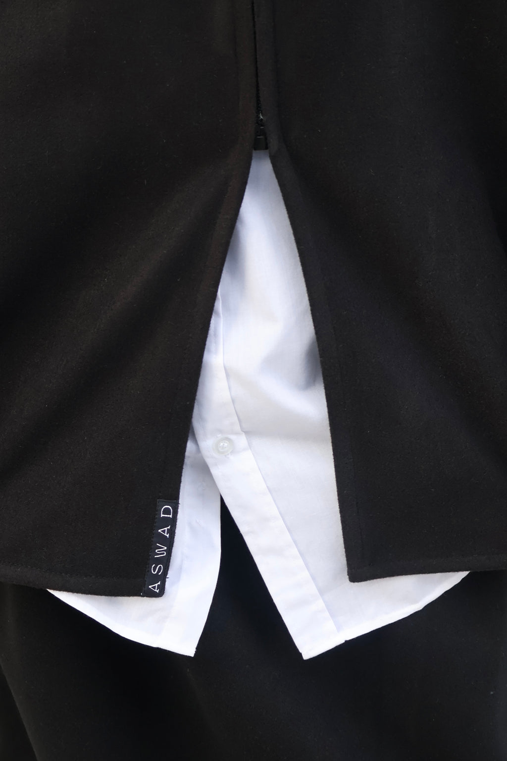 SET KAĪ - noir